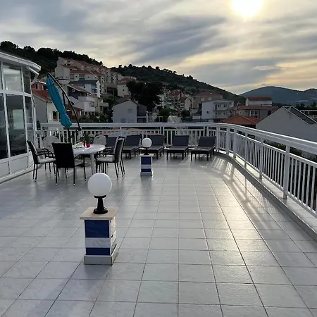 Lilac 3* Trogir