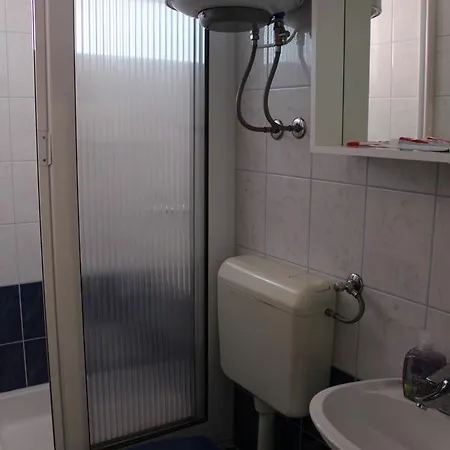 Lilac アパートホテル 3*