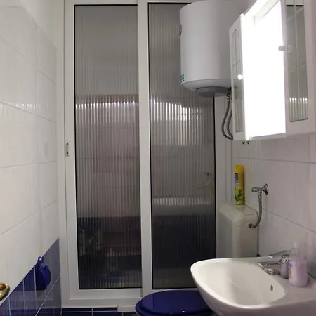 Lilac アパートホテル