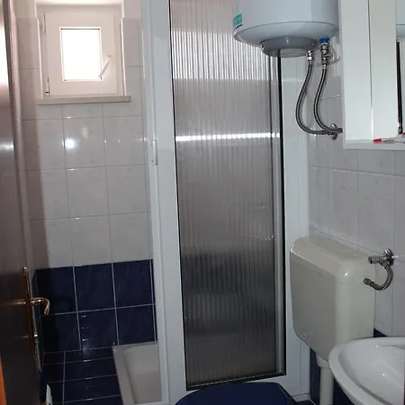 Lilac トロギール