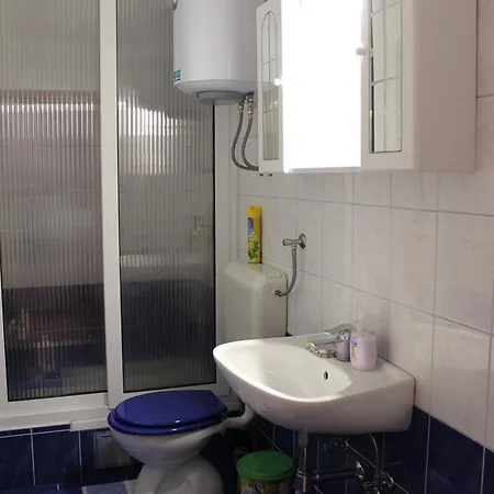 Lilac アパートホテル