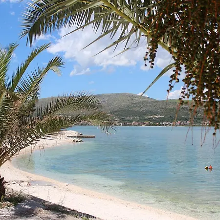 Lilac アパートホテル