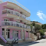 Lilac Appart hôtel 3*